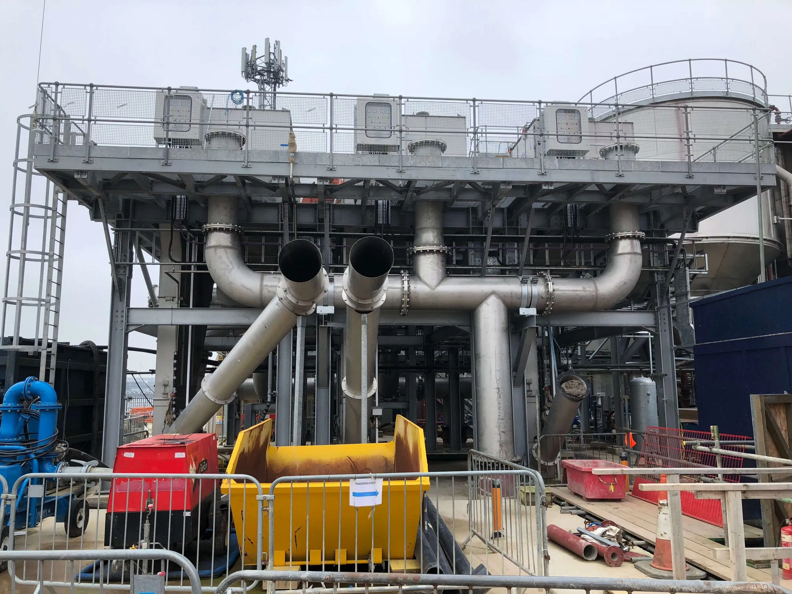 Access platform for ultra-fine screens at Woolston STW